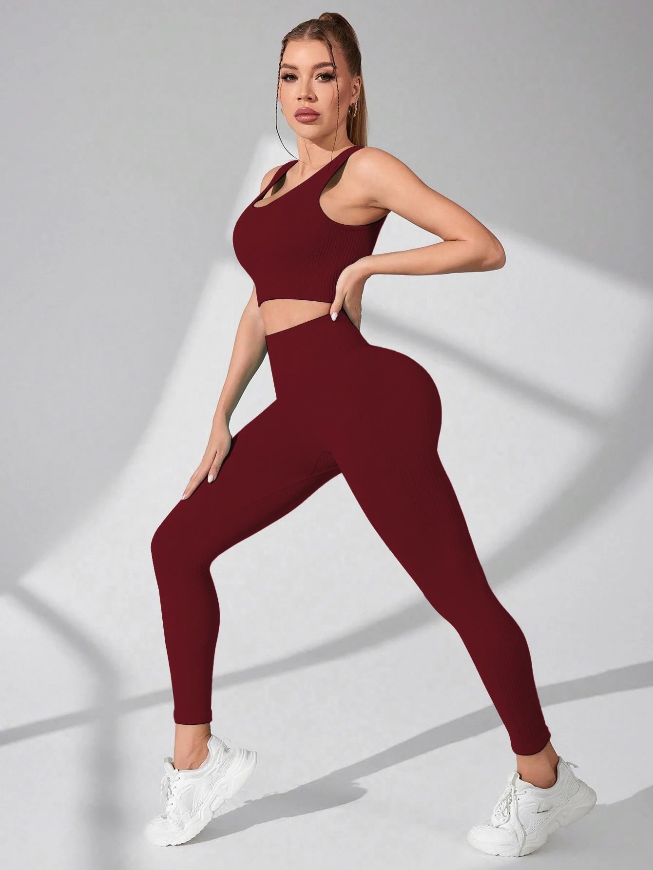 Conjuntos de treino feminino de 2 peças – leggings de ioga sem costura e sutiã esportivo com alça cruzada, roupas de ginástica, conjunto de roupas esportivas combinando
