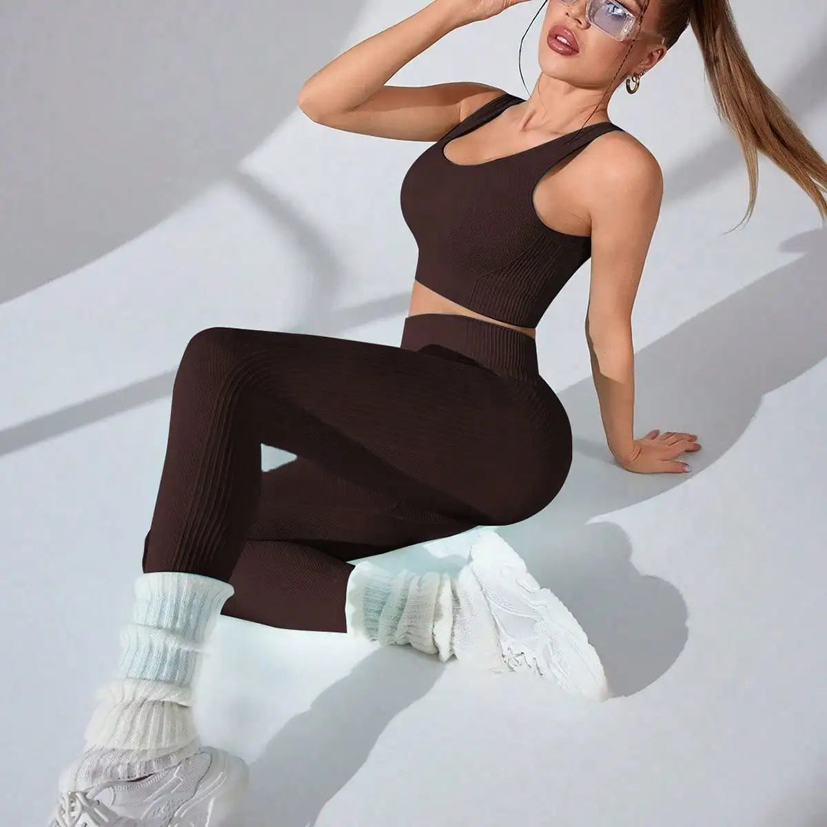 Conjuntos de treino feminino de 2 peças – leggings de ioga sem costura e sutiã esportivo com alça cruzada, roupas de ginástica, conjunto de roupas esportivas combinando